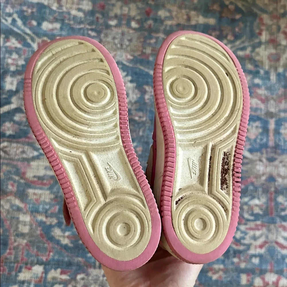 👟 🩷 NIKE Kids Sneakers force1 low EasyOn sneakers pink white girls size 1